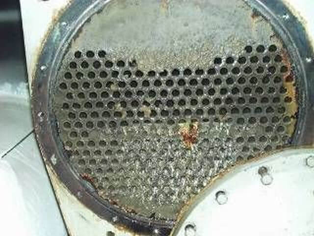 thach-thuc-ve-cau-can-chiller-tai-nha-may-hoa-chat-quy-mo-lon-la-gi