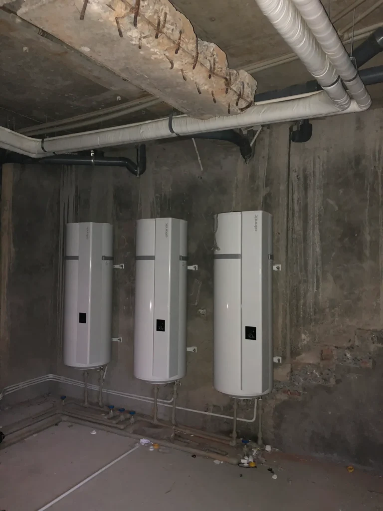 Máy Bơm Nhiệt Heat Pump Atlantic: Nguồn Gốc, Công Nghệ, Hiệu Quả, Các Dòng Máy & Báo Giá