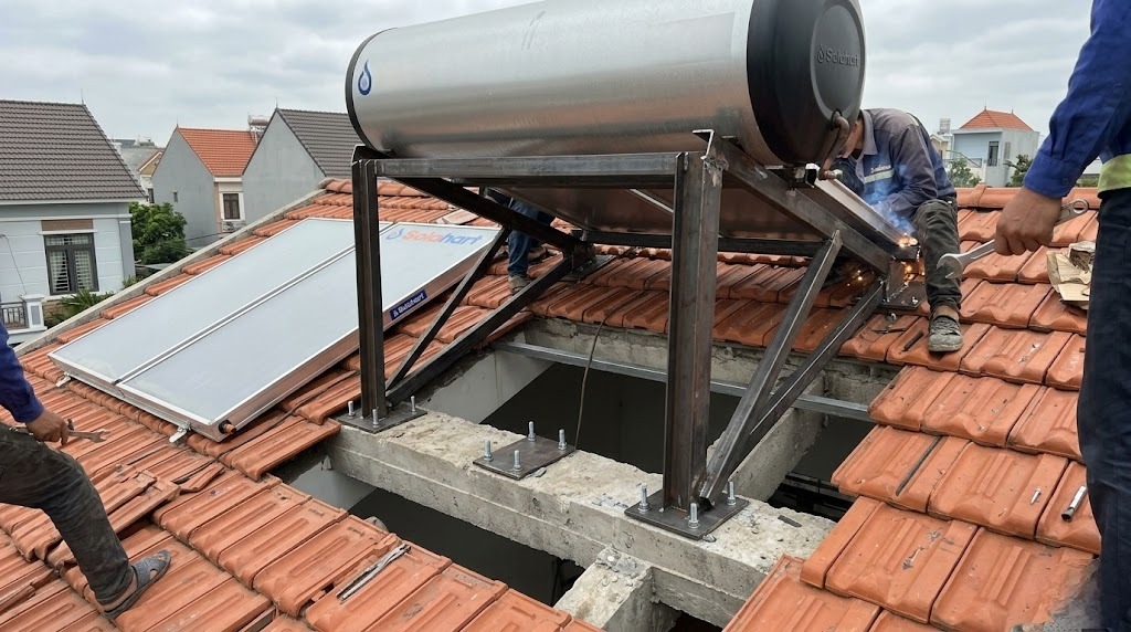 ky-thuat-gia-co-chuan-cho-mai-ton-cu-khi-lap-heat-pump-solahart-300l